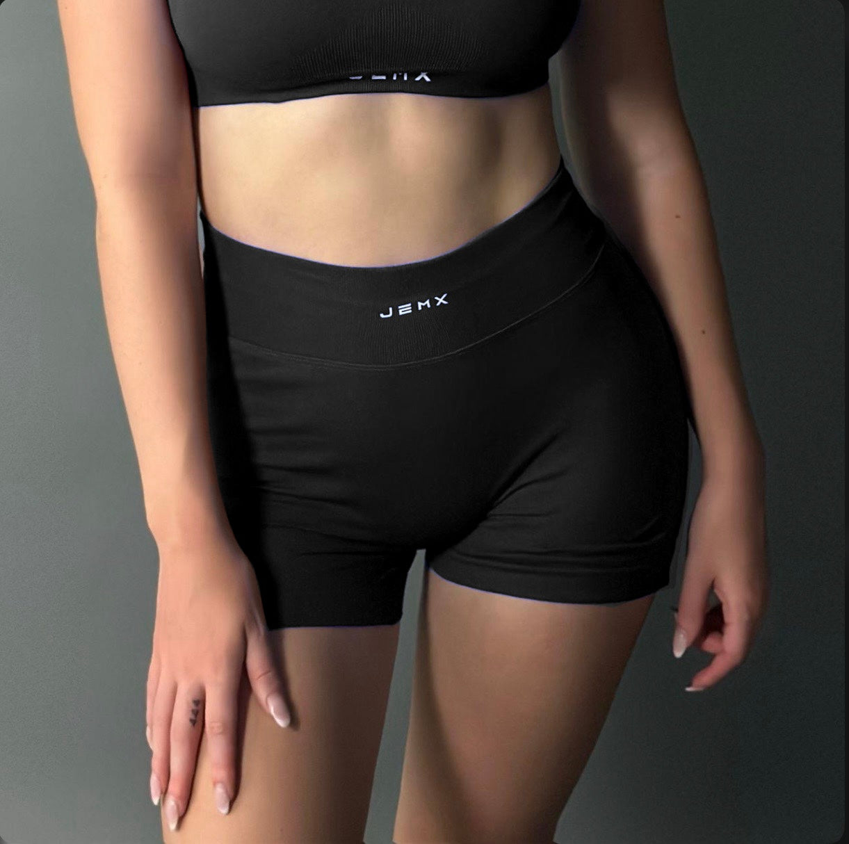 Women’s 2-piece Gym set Sports bra, Scrunch Gym shorts - BLUE, RED, GREEN, BLACK