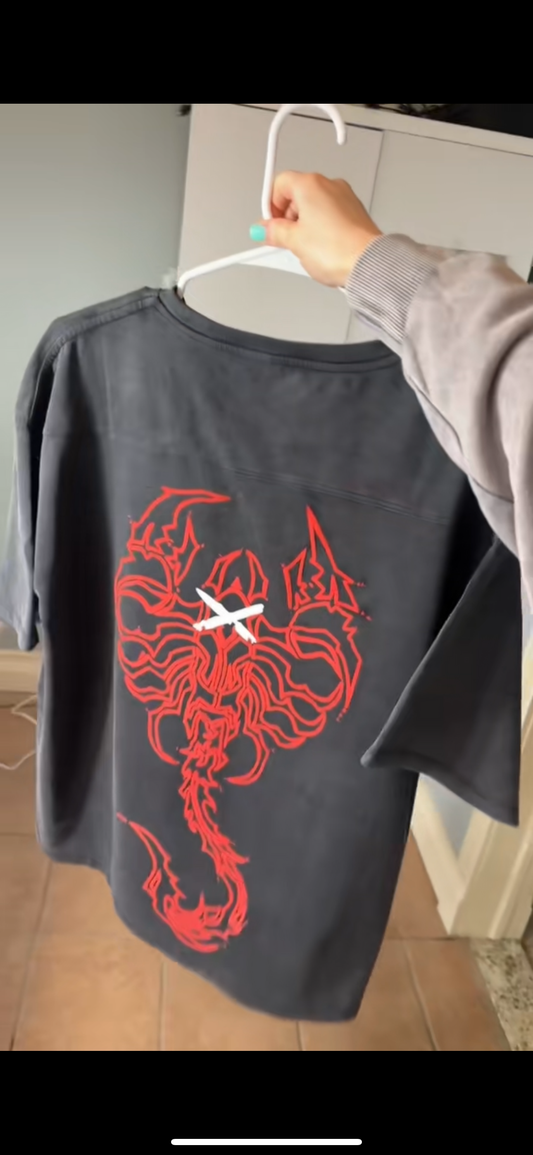 RED SCORPION OVERSIZED ACID WASHED GRAPHIC TEE